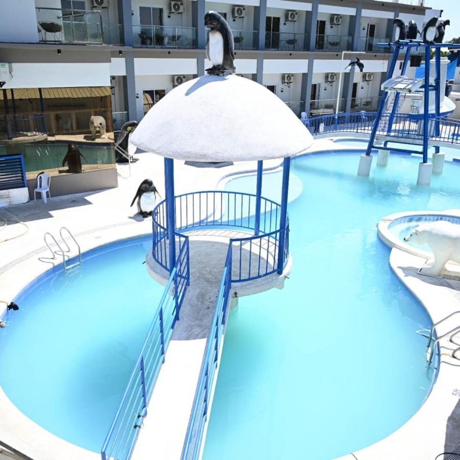 J&V Hotel And Resort Apaleng 外观 照片