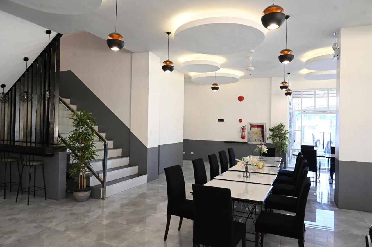 J&V Hotel And Resort Apaleng 外观 照片