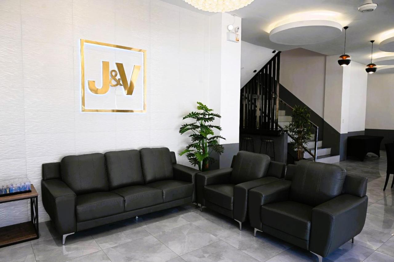 J&V Hotel And Resort Apaleng 外观 照片