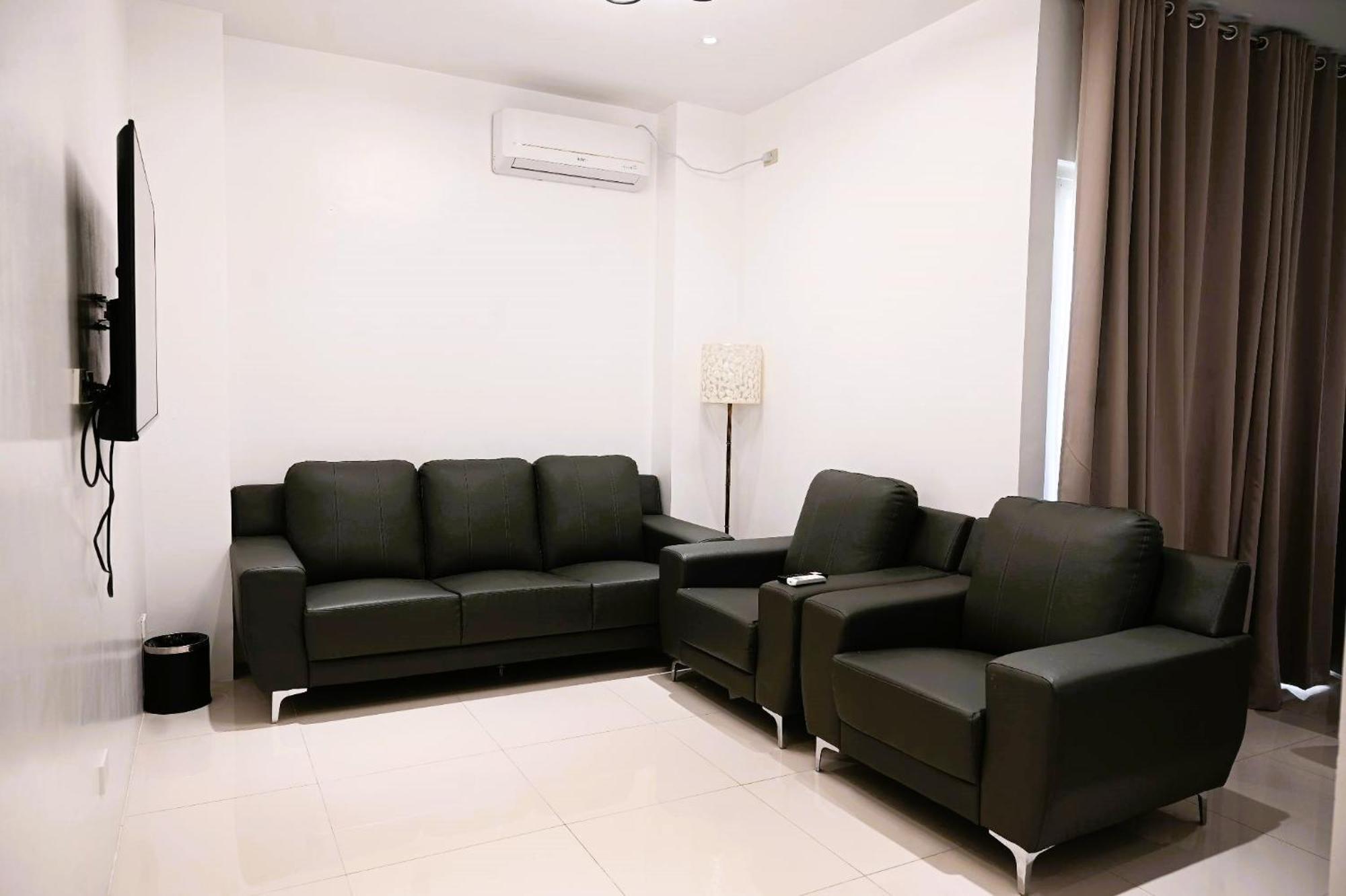 J&V Hotel And Resort Apaleng 外观 照片